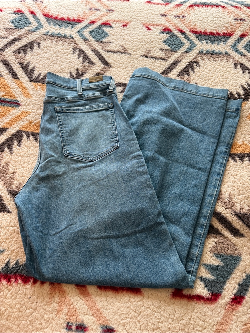 ariat wide leg trousers